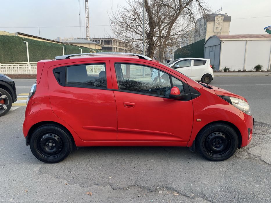 Продается автомобиль Спарк 2012 г. Декабрь