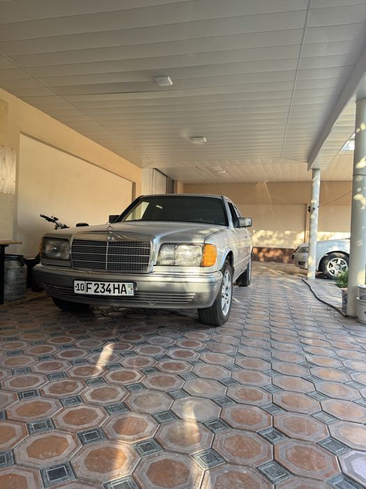 Mersades W126 380sel