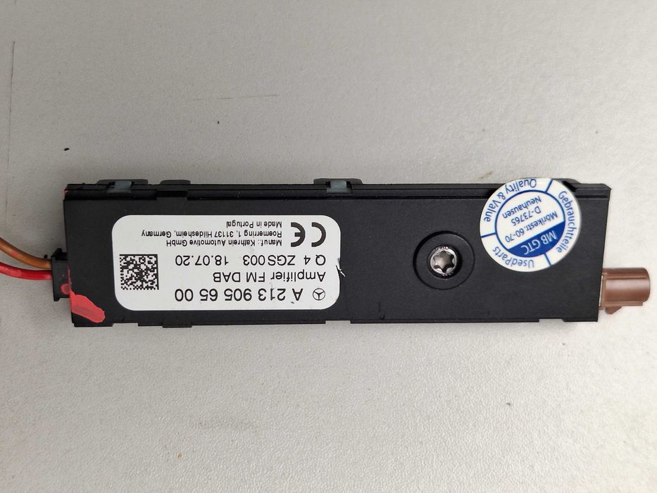 АНТЕНА FM усилвател за мерцедес и антена за gsm