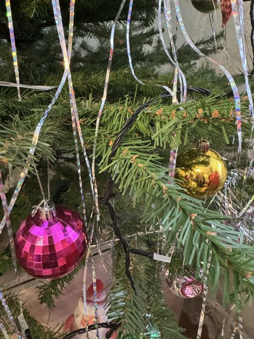 Продается елка искусств пр-во Польша