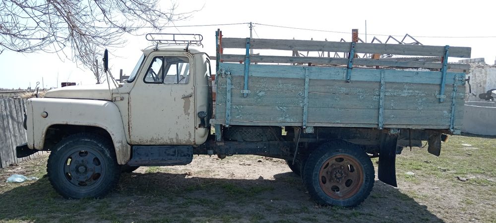 Газ 52 бортовой грузовик