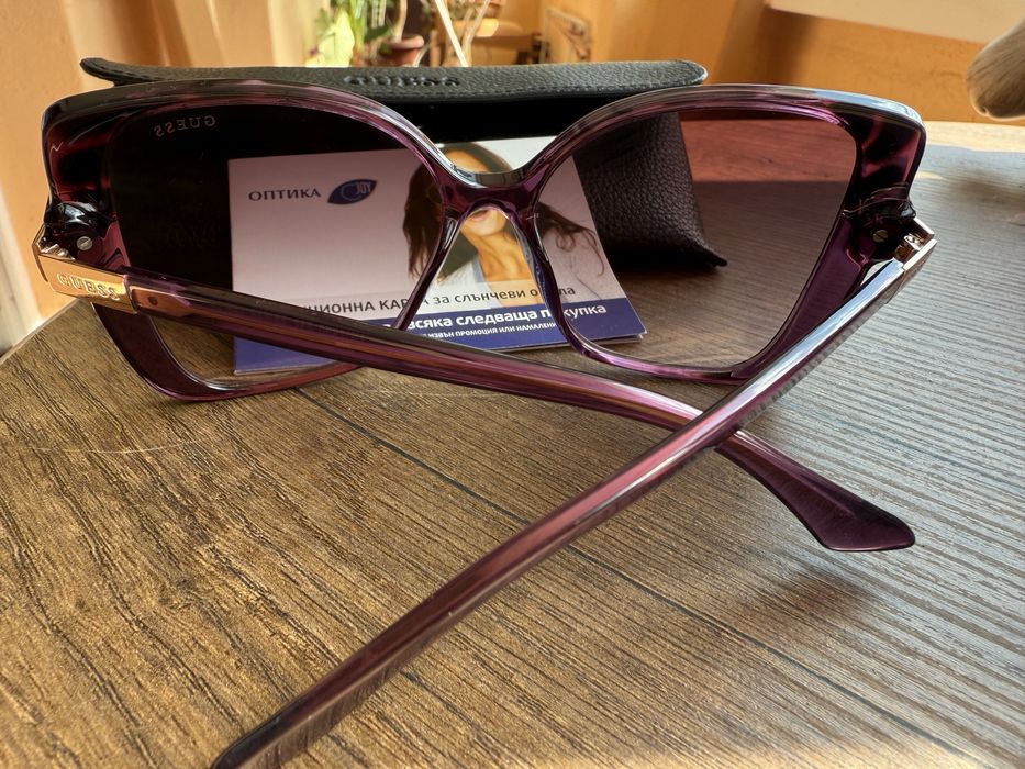 Слънчеви очила Guess