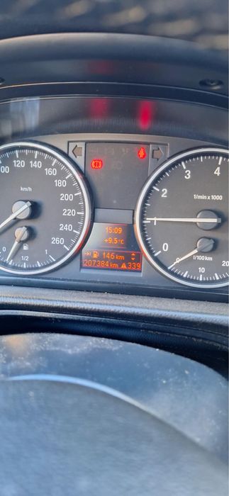 Bmw e90 320i facelift