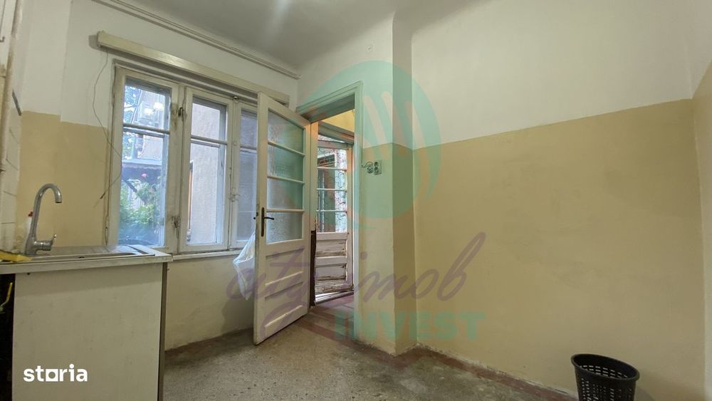 Parter de vila cu mică curte, Piața Alba Iulia