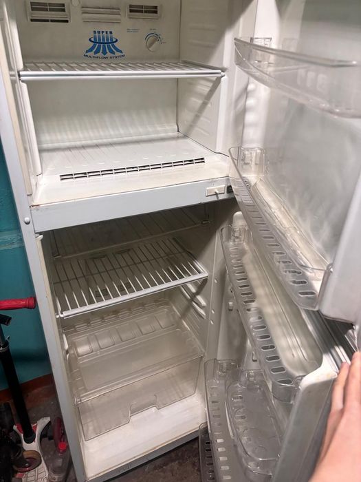 Холодильник Daewoo