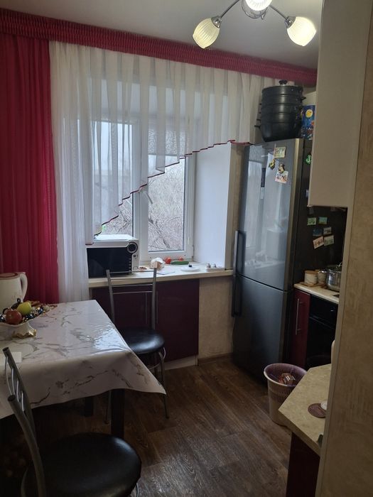 Продам 2 ух комнатную квартиру