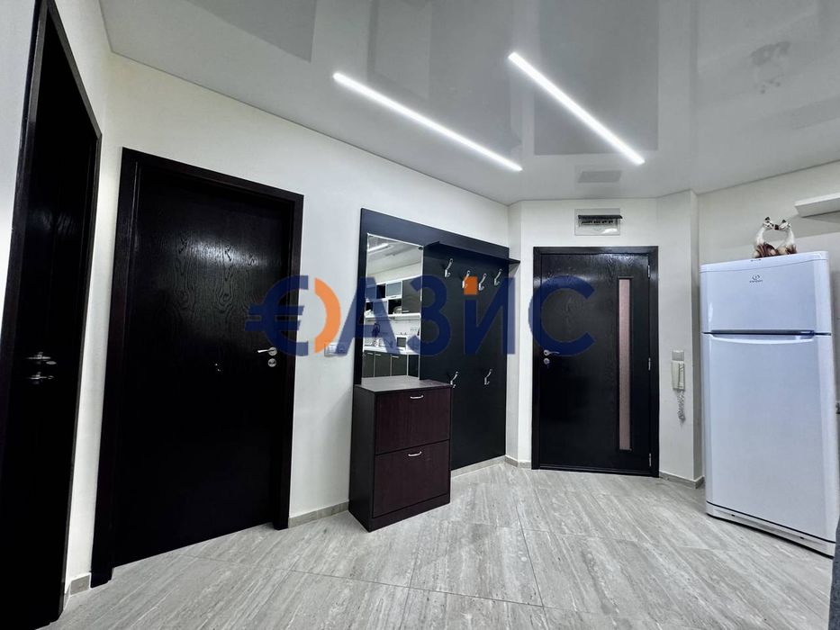 Продава се Тристаен апартамент в Свети Влас - 100 кв.м за 1500 €/кв.м - Снимка #14