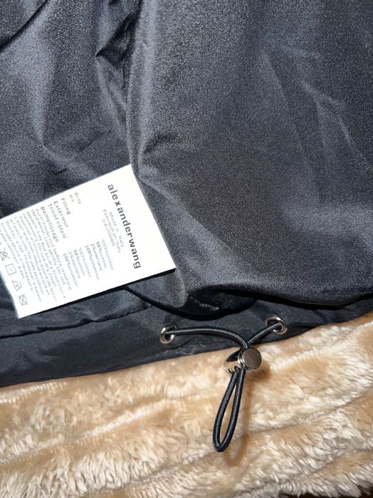 Vestă superbă cu strasuri! Strălucește ireal de frumos!