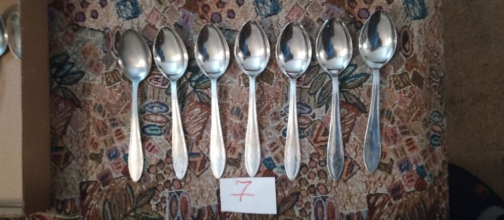 Лот 55 бр вилици, лъжици нови и запазени от времето от 1980г