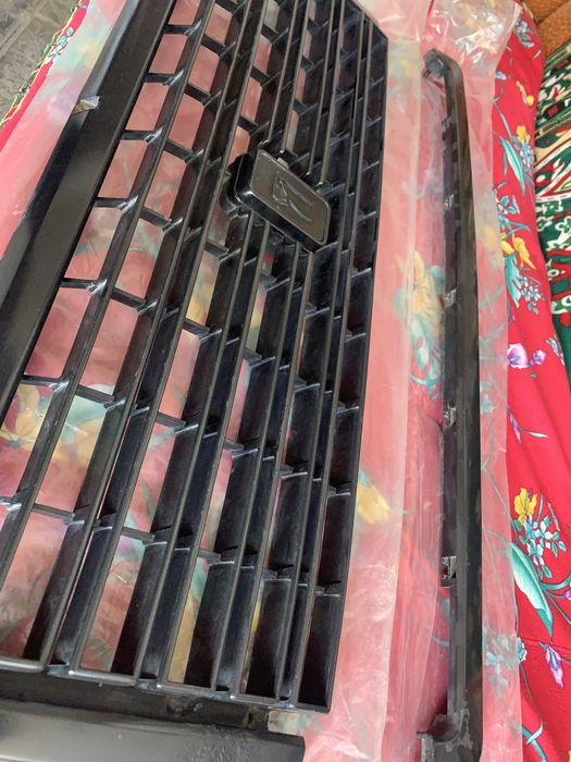 Решотка радиятора облицовка ваз 2107