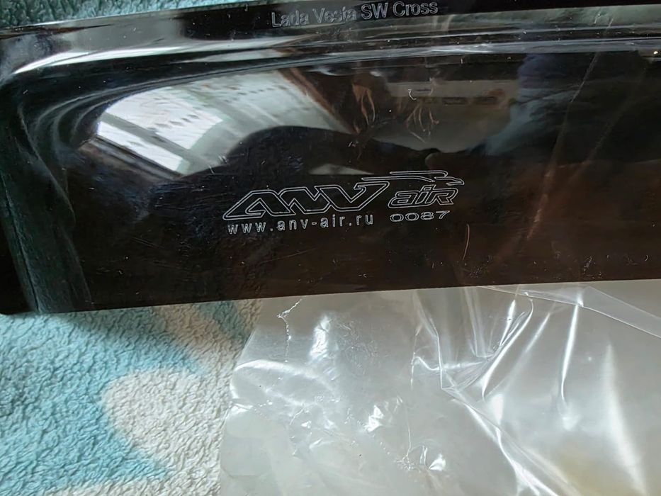 Продам дефлекторы Лада Веста SV cross