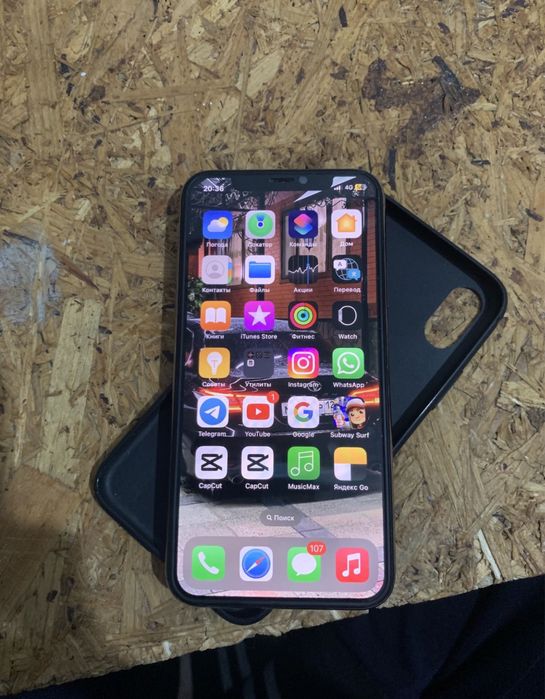 Продам Айфон Xs