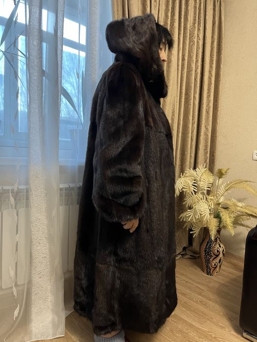 Продам шубу норковая