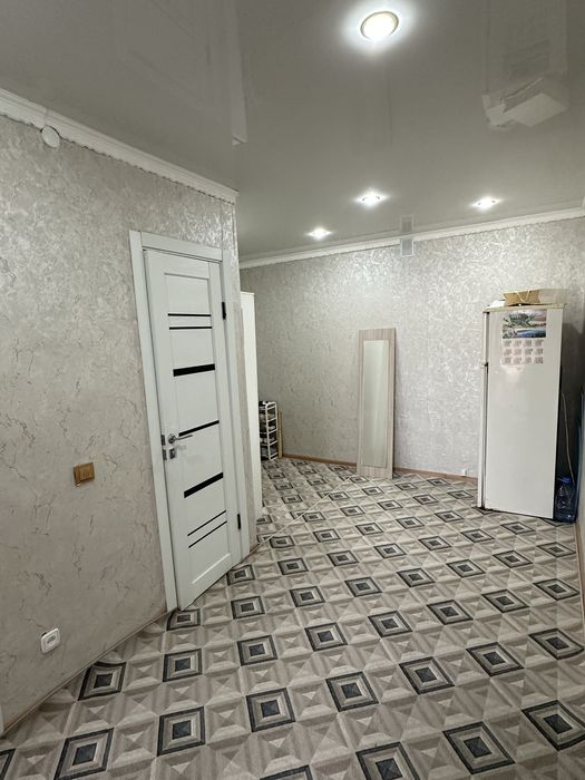 Продам трехкомнатную квартиру