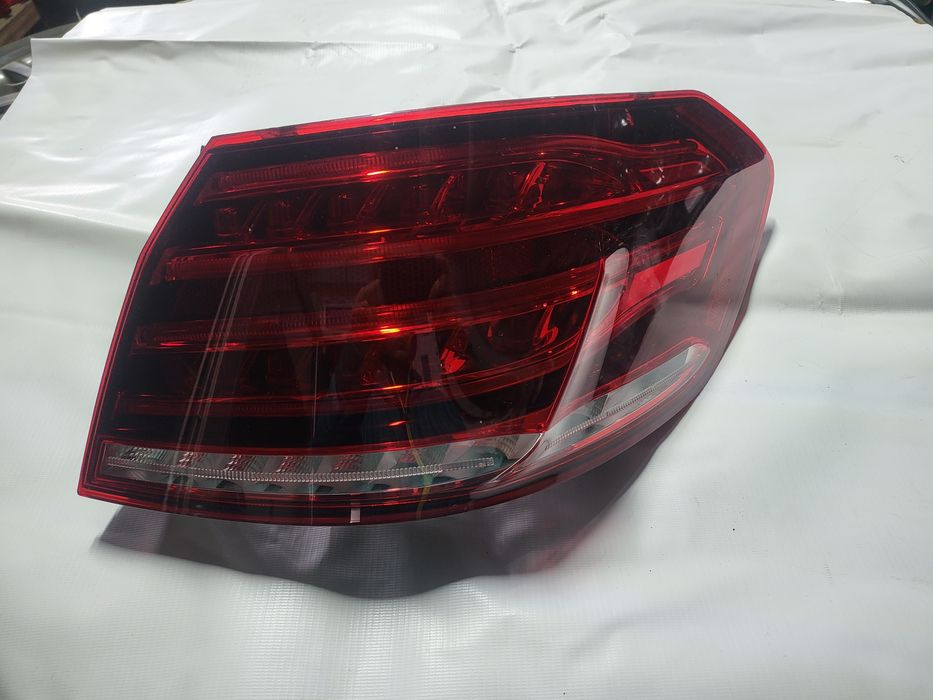 Задний фонарь 212 рестайлинг