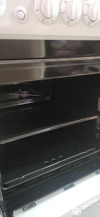 Продам плиту электрическую