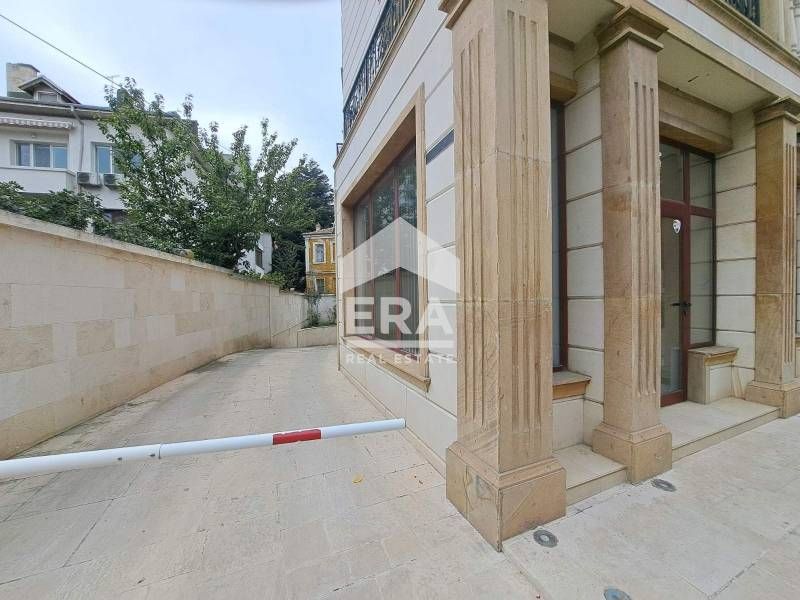 Дава се под наем Офис в Бургас, Център - 16 кв.м за 204 € - Снимка #5