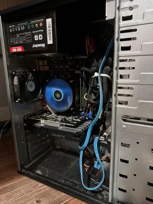 Компьютер средняя