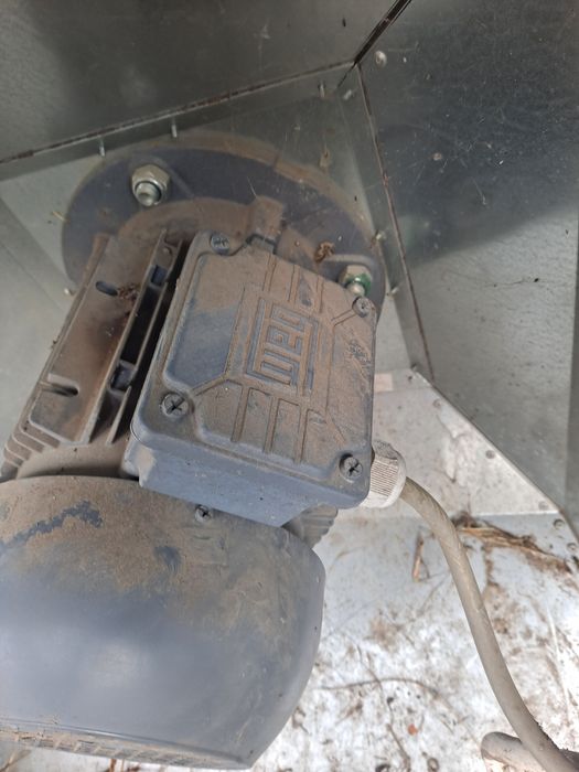 Vand ventilator  industrial extractor/exhaustare  pt. restaurant, hota