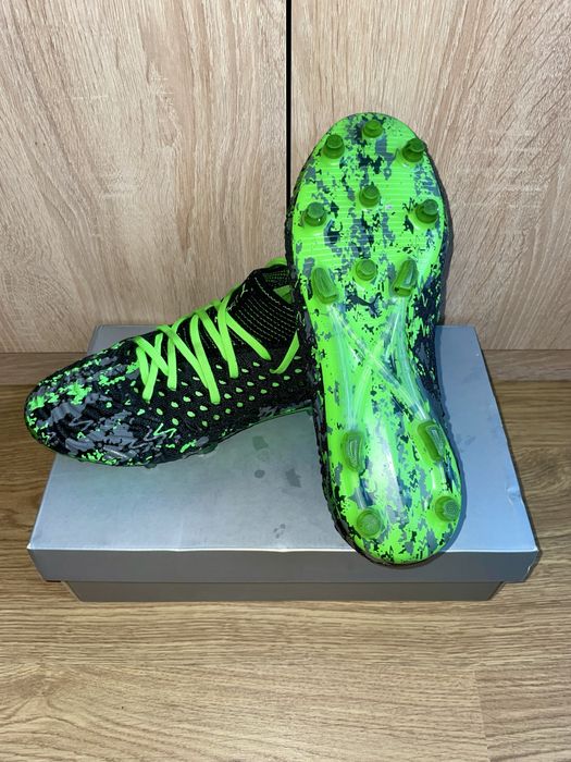 Ghete de fotbal profesionale puma future