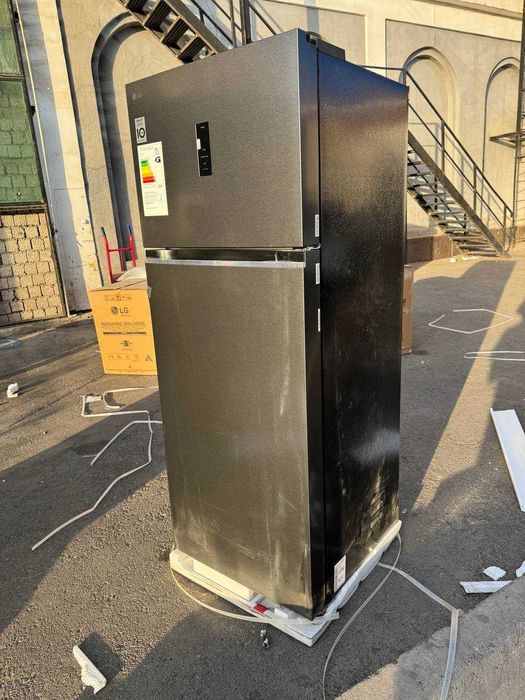 Холодильник LG GN-B452SKBK 461 л Smart Inverter DoorCooling+ Wi-Fi