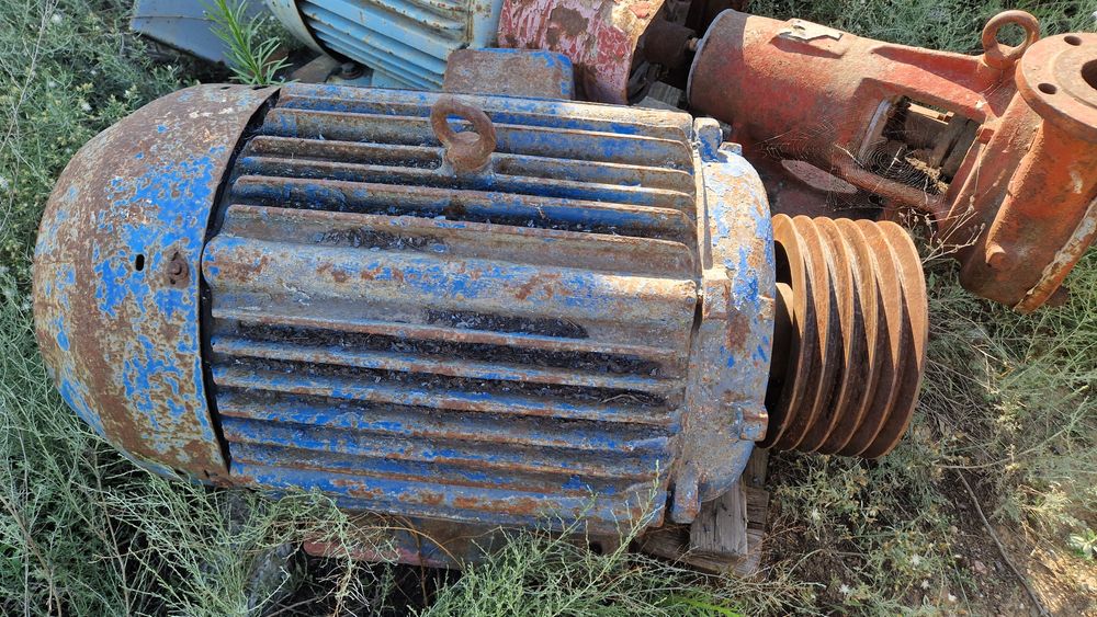 Электродвигатель