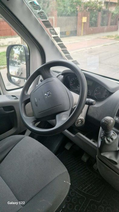 Vând Peugeot Boxer