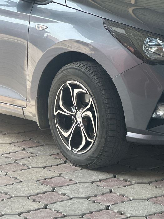 4 летние колеса с титанками R15