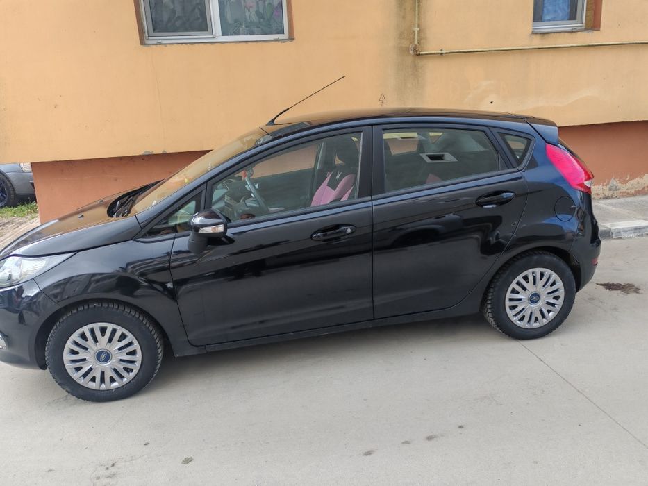 Ford Fiesta an 2012. Diesel consum 4 la suta