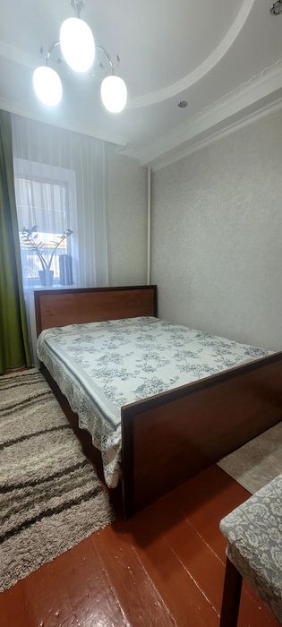Продам спальный гарнитур в хорошем  состояние.