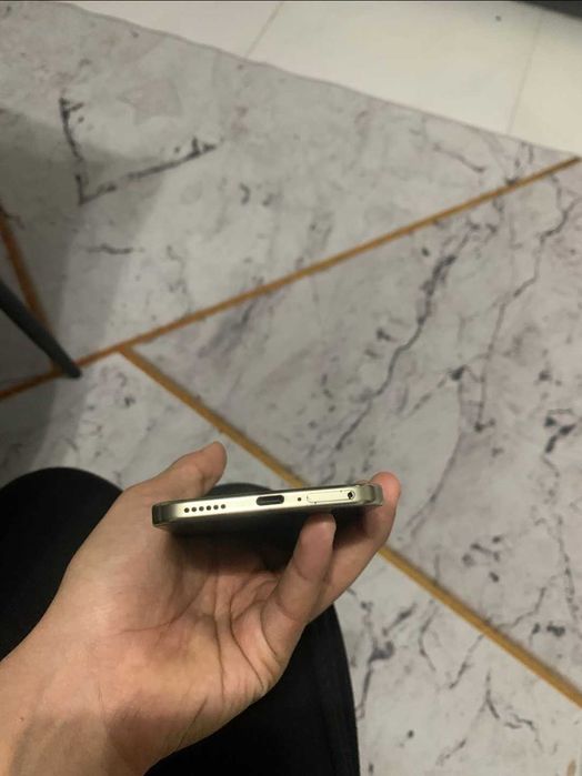 Продам или обменяю  Huawei nova 11