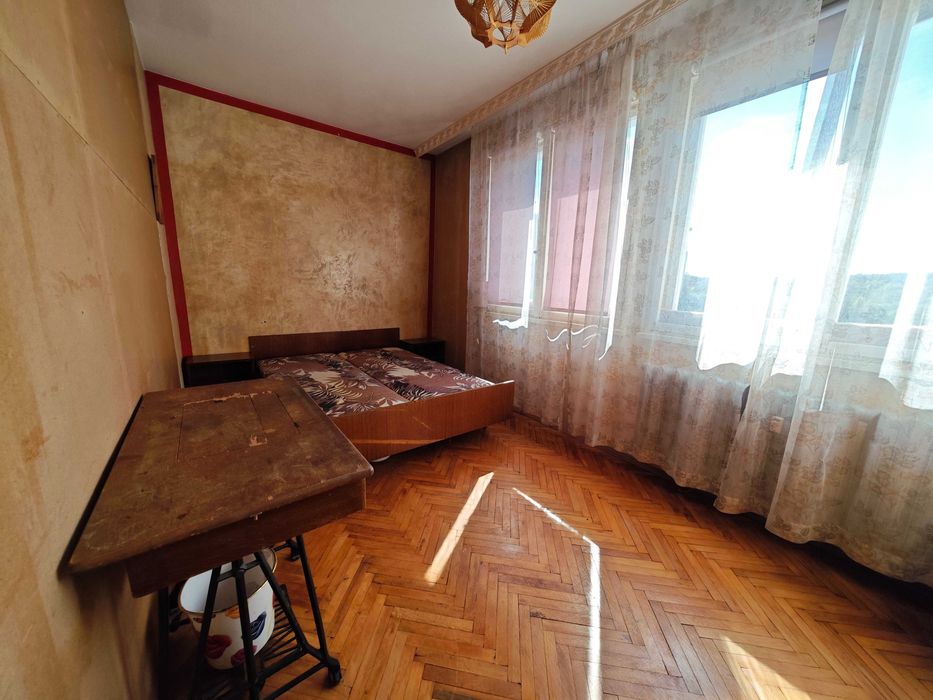 Дава се под наем Тристаен апартамент в Плевен, Мара Денчева - 90 кв.м за 249.9 € - Снимка #9