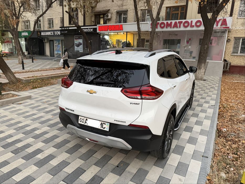 Tracker 2 premier plus, 2024