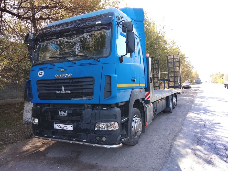 Грузовой эвакуатор