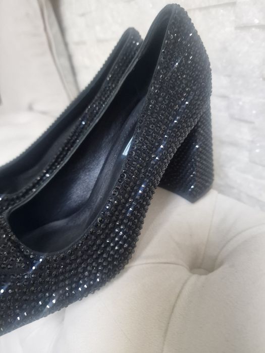 Pantofi superbi Prada 38