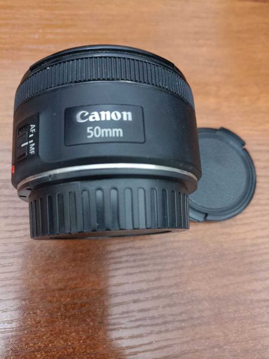 Объектив Кенон  EF Lens 50 mm 1 : 1.8 stm