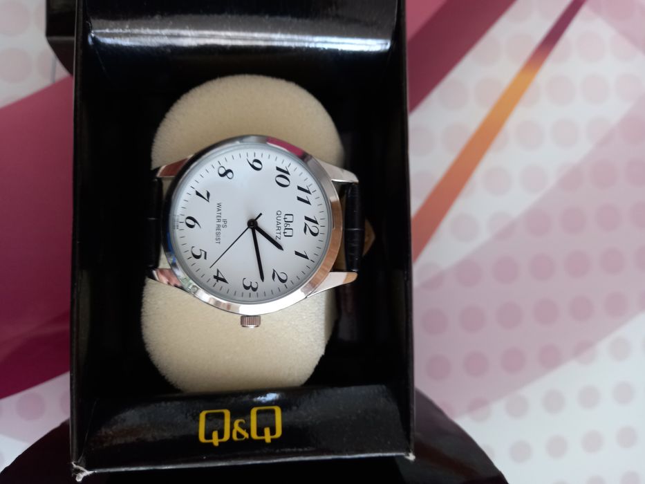Ceas Q&Q original