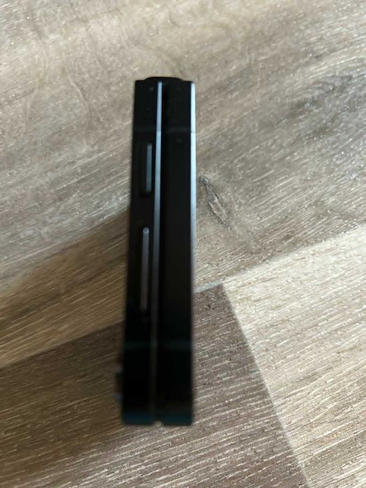 Samsung flip fe 7  8RAM 256GB