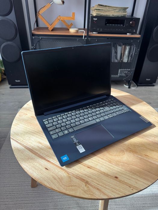Laptop Lenovo Idea Pad 1L