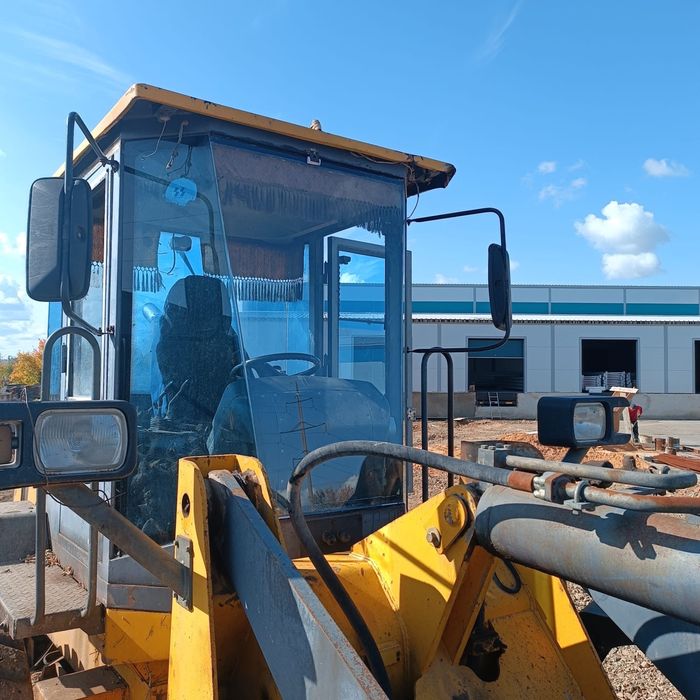 Стекло на спец технику