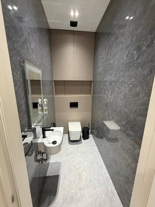 Продается 3х ком квартира в новостройке, ор-р: ул. Чехова, 108м²