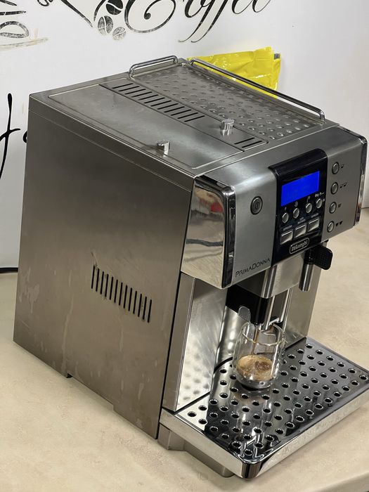 Кафемашина кафе автомат delonghı Primadonna