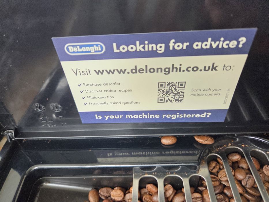 кафеавтомат Delonghi coffe corso