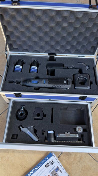 Minifreza DREMEL 8260 + accesorii