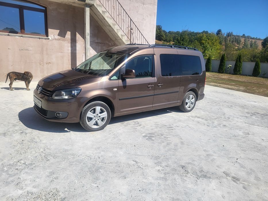 VOLKSWAGEN Caddy 2012 — imagine 3