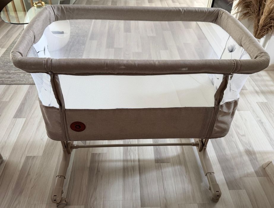 Pătuț Co-Sleeper Lionelo Aurora 3 în 1, Cappuccino, stare foarte bună