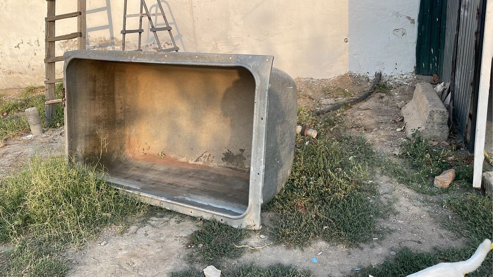 Алюминевая емкость