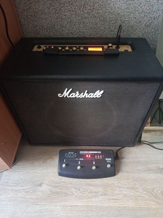 Продам комбоусилитель. Marhall CODE 50