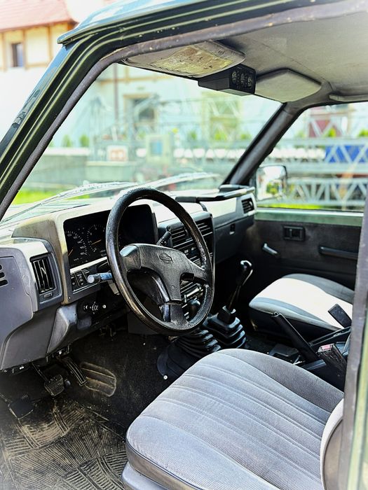 Vând Nissan Patrol Y60