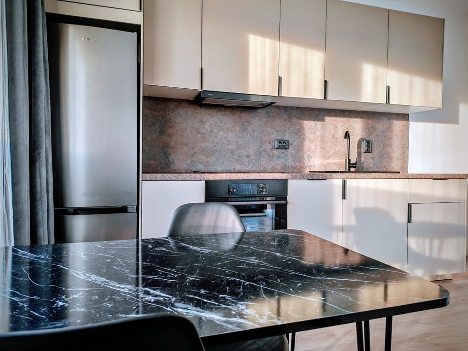 PF prima închiriere Între Lacuri l Iulius Mall